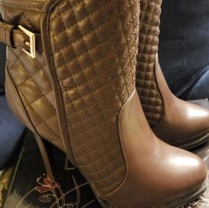 Women's Boots